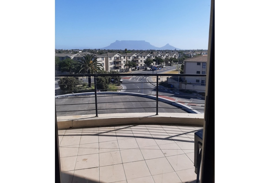 3 Bedroom Property for Sale in Parklands Western Cape